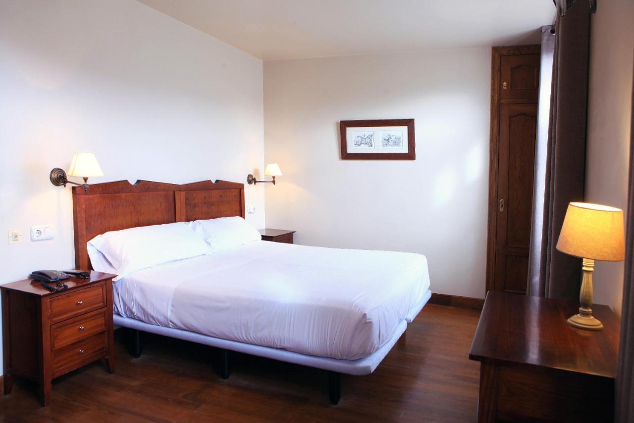 Hostal Antxitonea 엘리존도 외부 사진