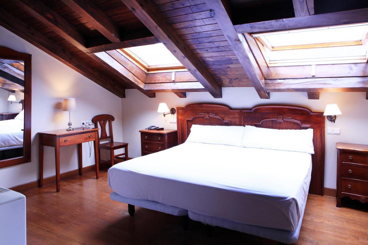 Hostal Antxitonea 엘리존도 외부 사진
