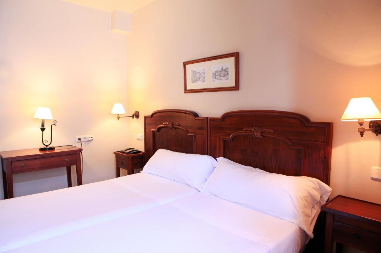 Hostal Antxitonea 엘리존도 외부 사진