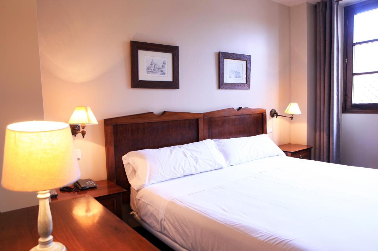 Hostal Antxitonea 엘리존도 외부 사진
