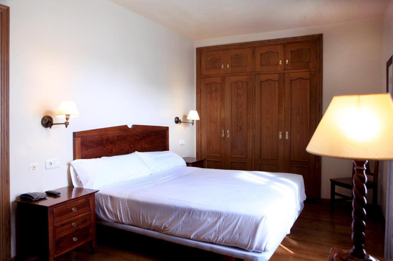 Hostal Antxitonea 엘리존도 외부 사진
