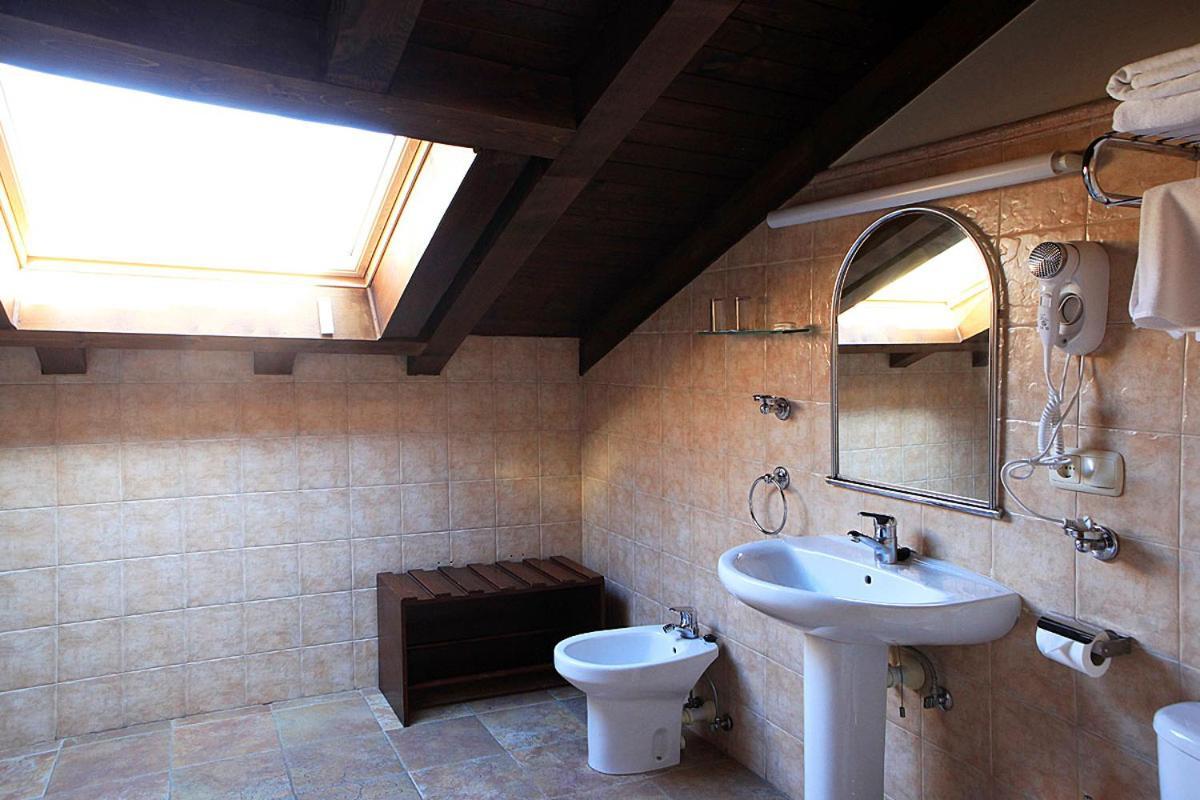 Hostal Antxitonea 엘리존도 외부 사진